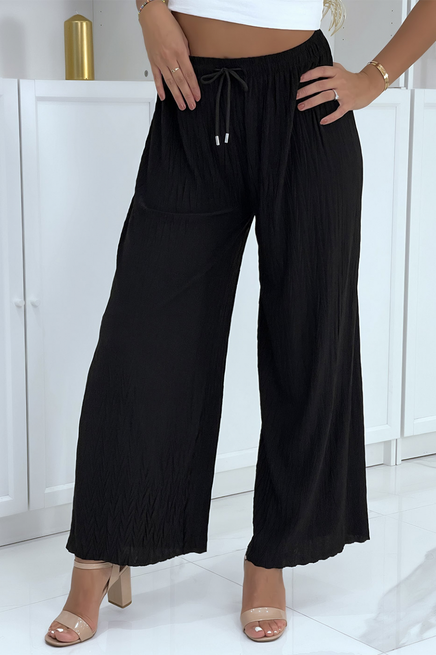 Pantalon palazzo plissé uni noir - 1
