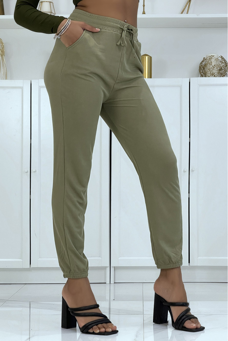 Khaki joggers with pockets in a pretty ribbed material - 2