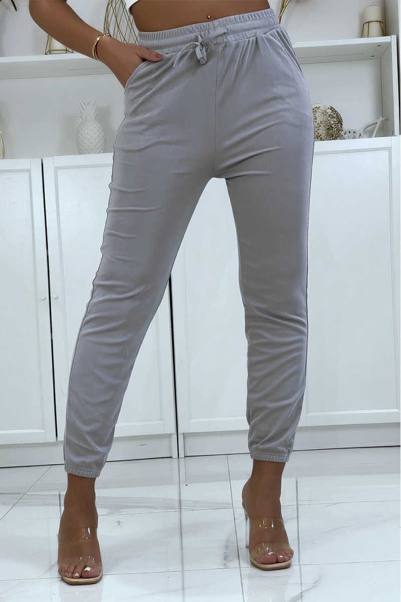 Gray joggers with pockets in a pretty ribbed material - 1