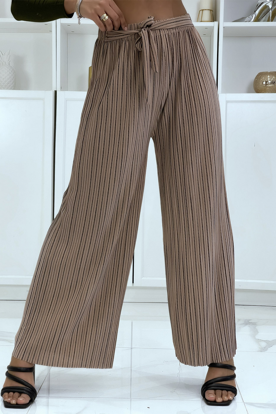 Taupe pleated palazzo pants with pretty stripe - 4