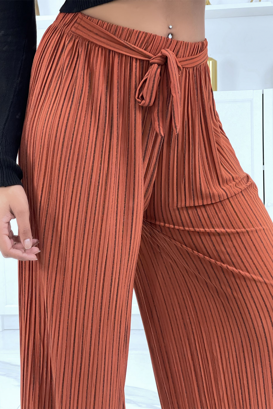 Pantalon palazzo plissé cognac avec joli rayure - 2