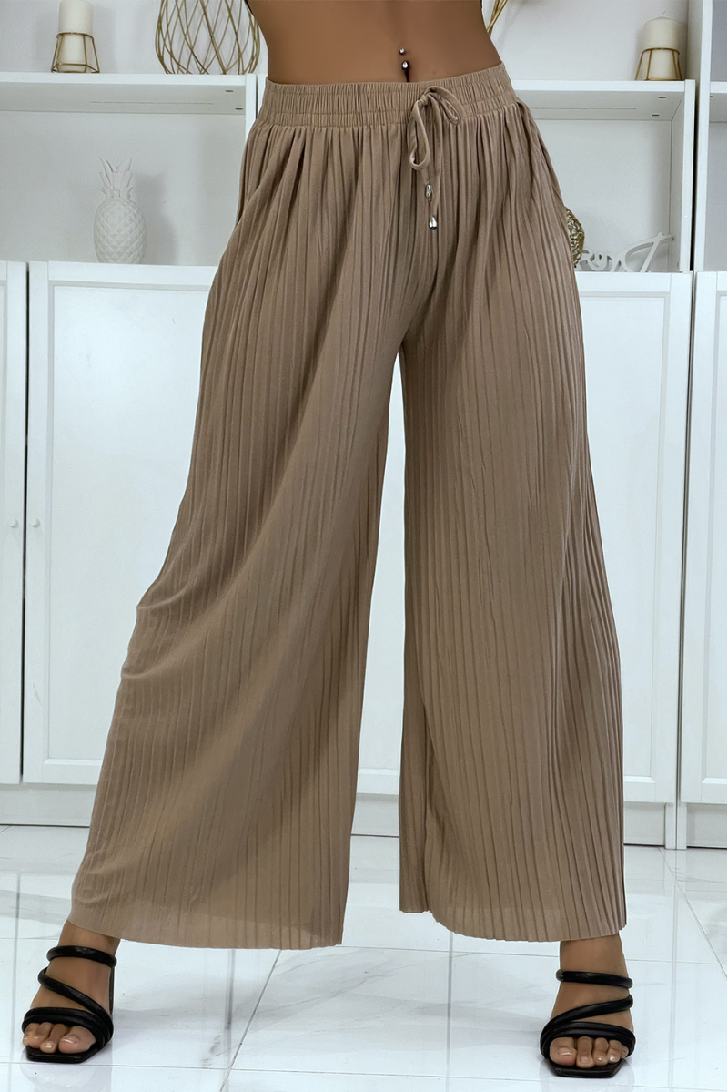 Trendy camel pleated palazzo pants - 1