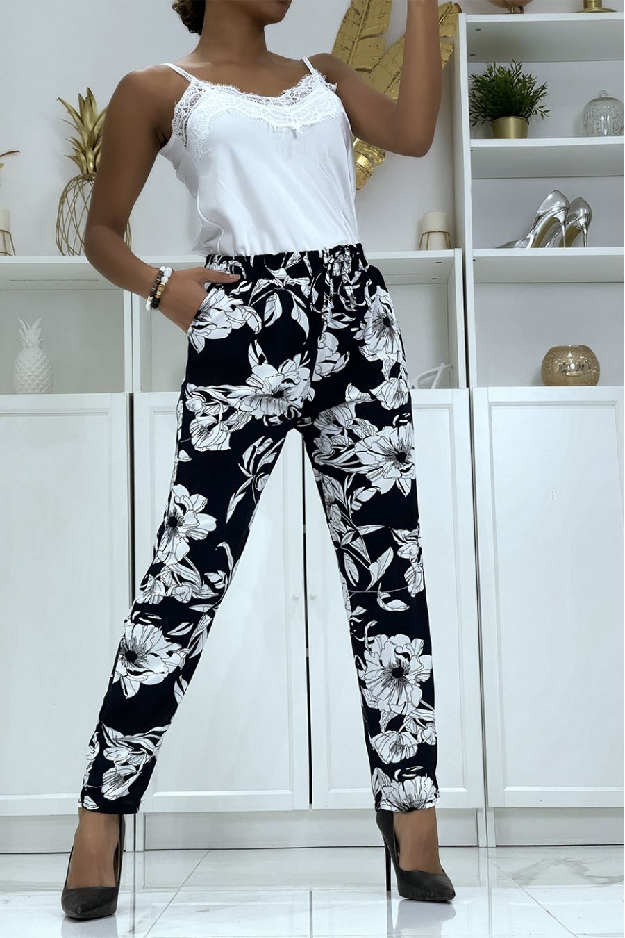 B-54 black flowing pants with floral pattern - 1