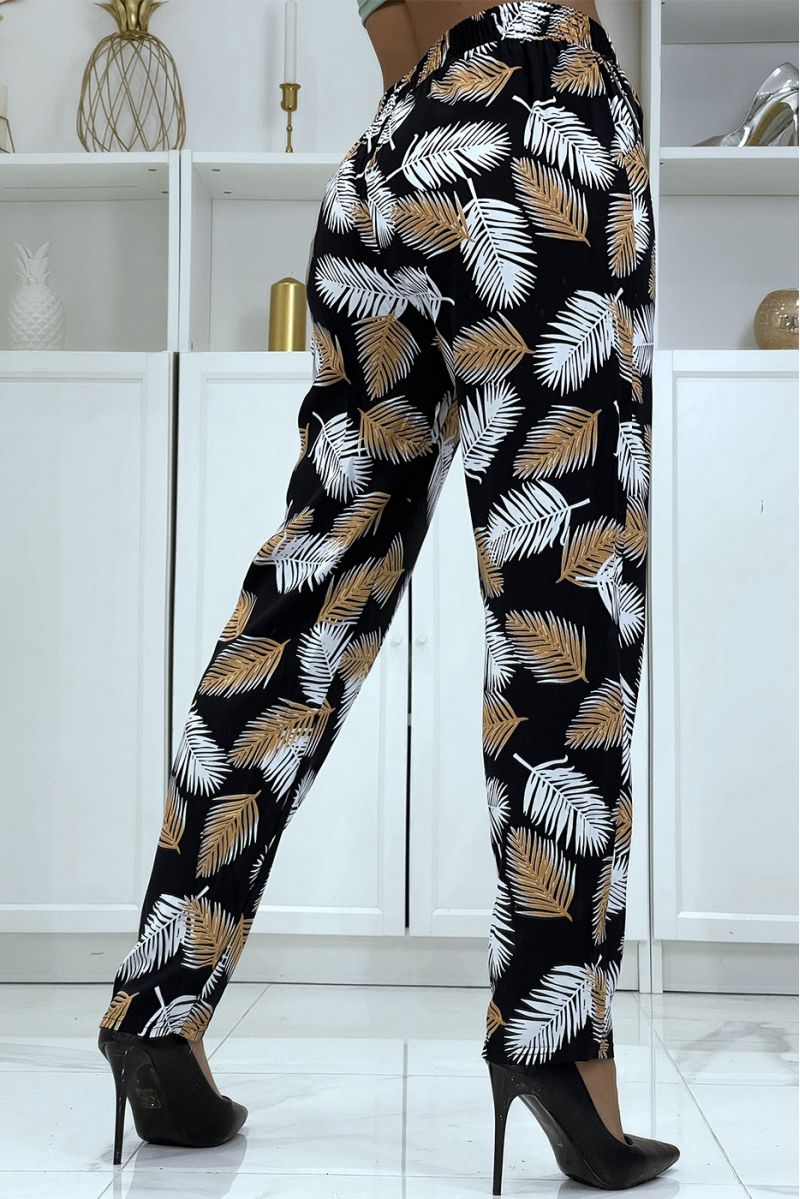 B-28 black flowing pants with floral pattern - 4