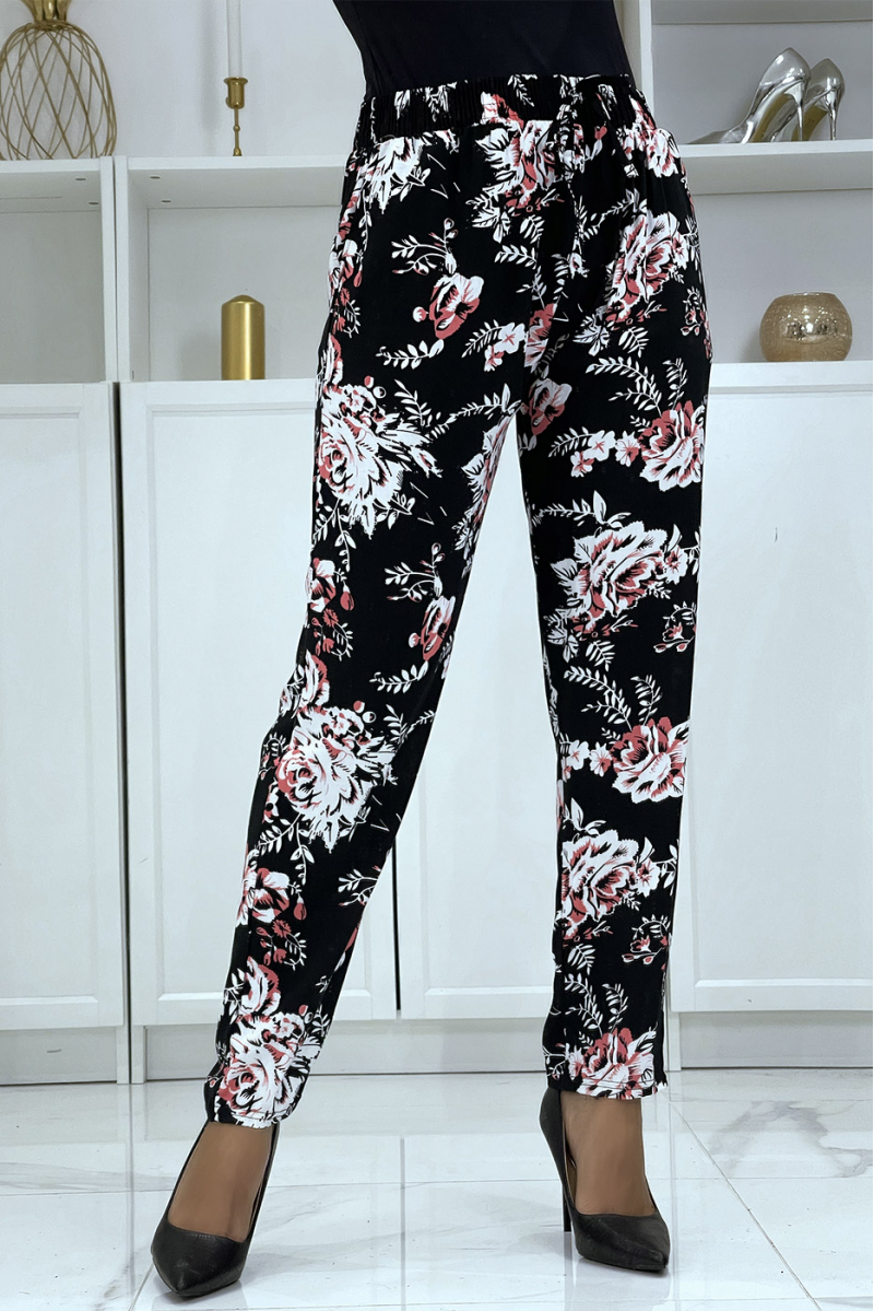 Fluid black cigarette pants with floral print B-35 - 4