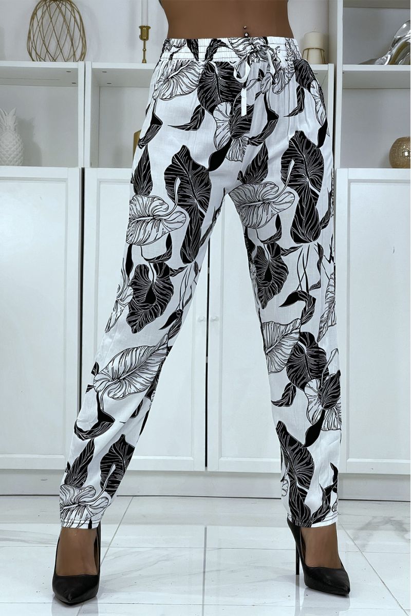 White flowing pants with floral pattern B-31 - 1