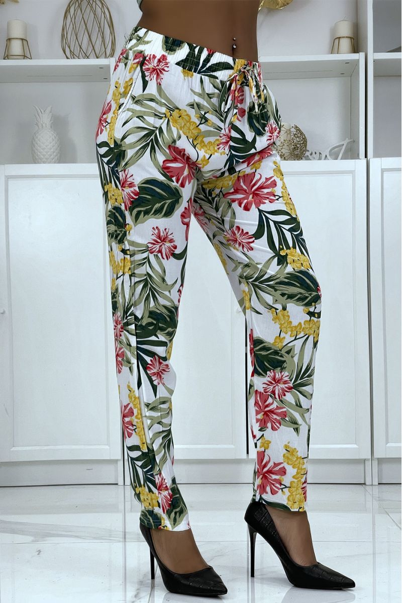 B-21 white floral flowing trousers - 2