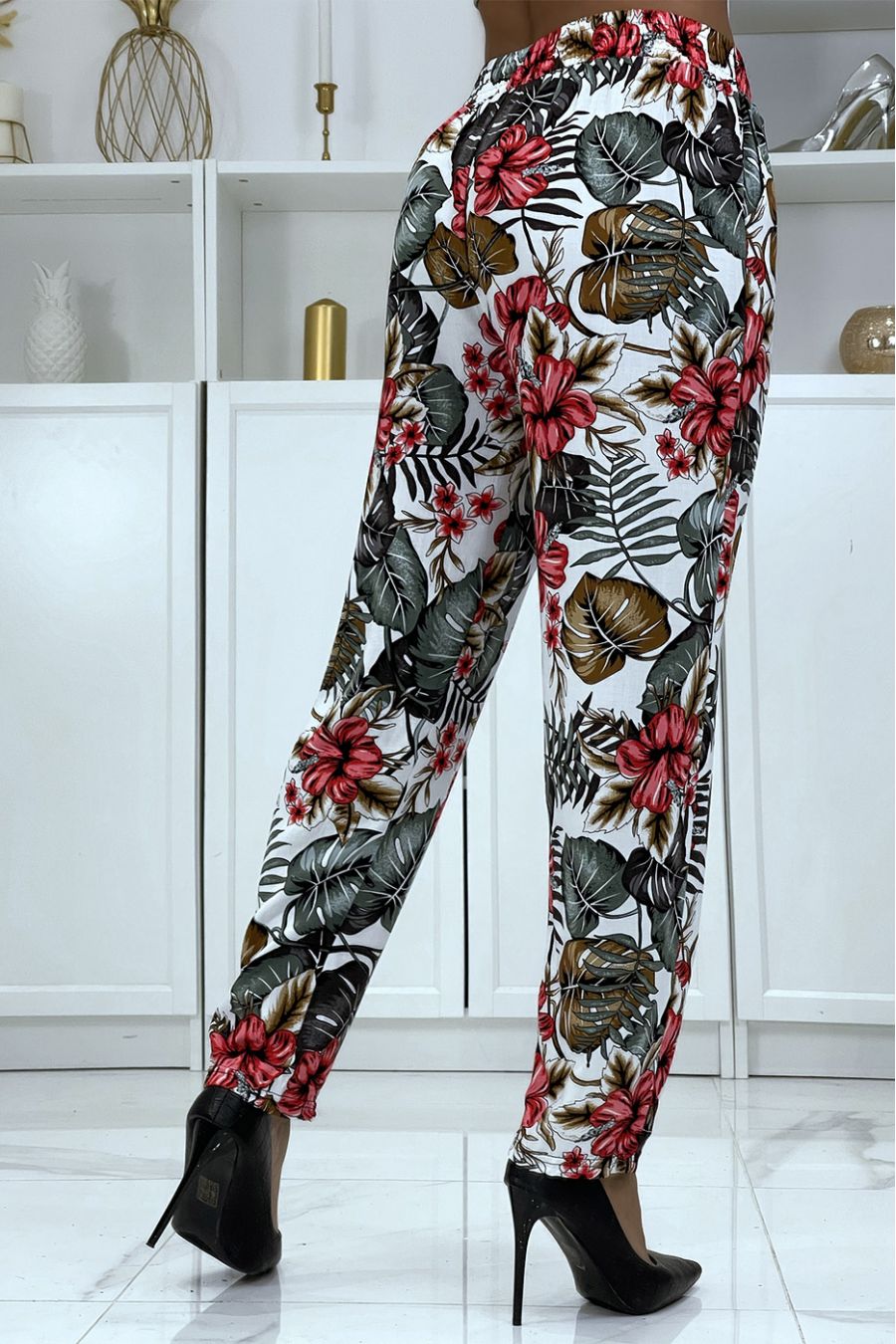 B-29 white floral flowing pants - 4