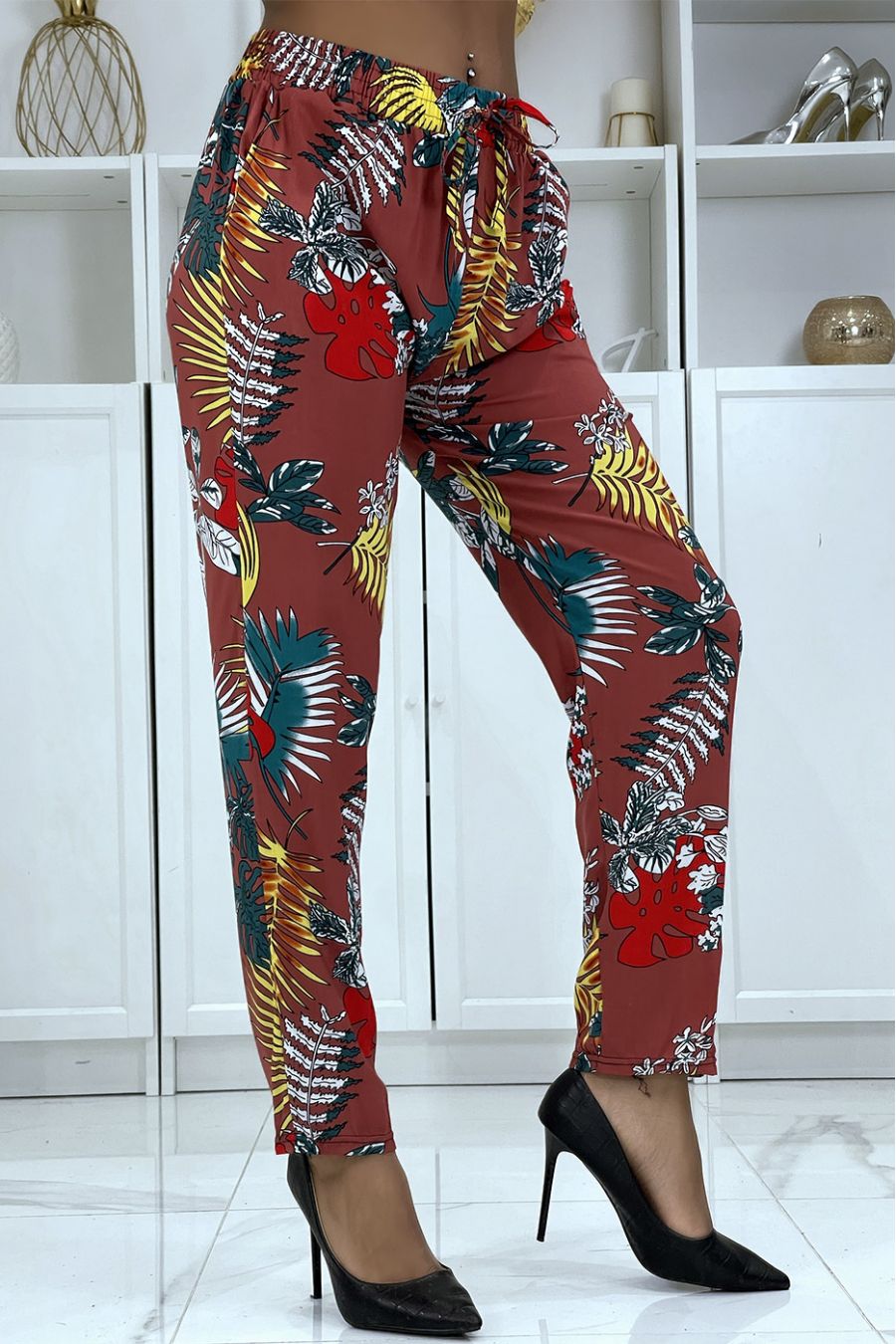 Cognac flowing pants with floral pattern B-5 - 2