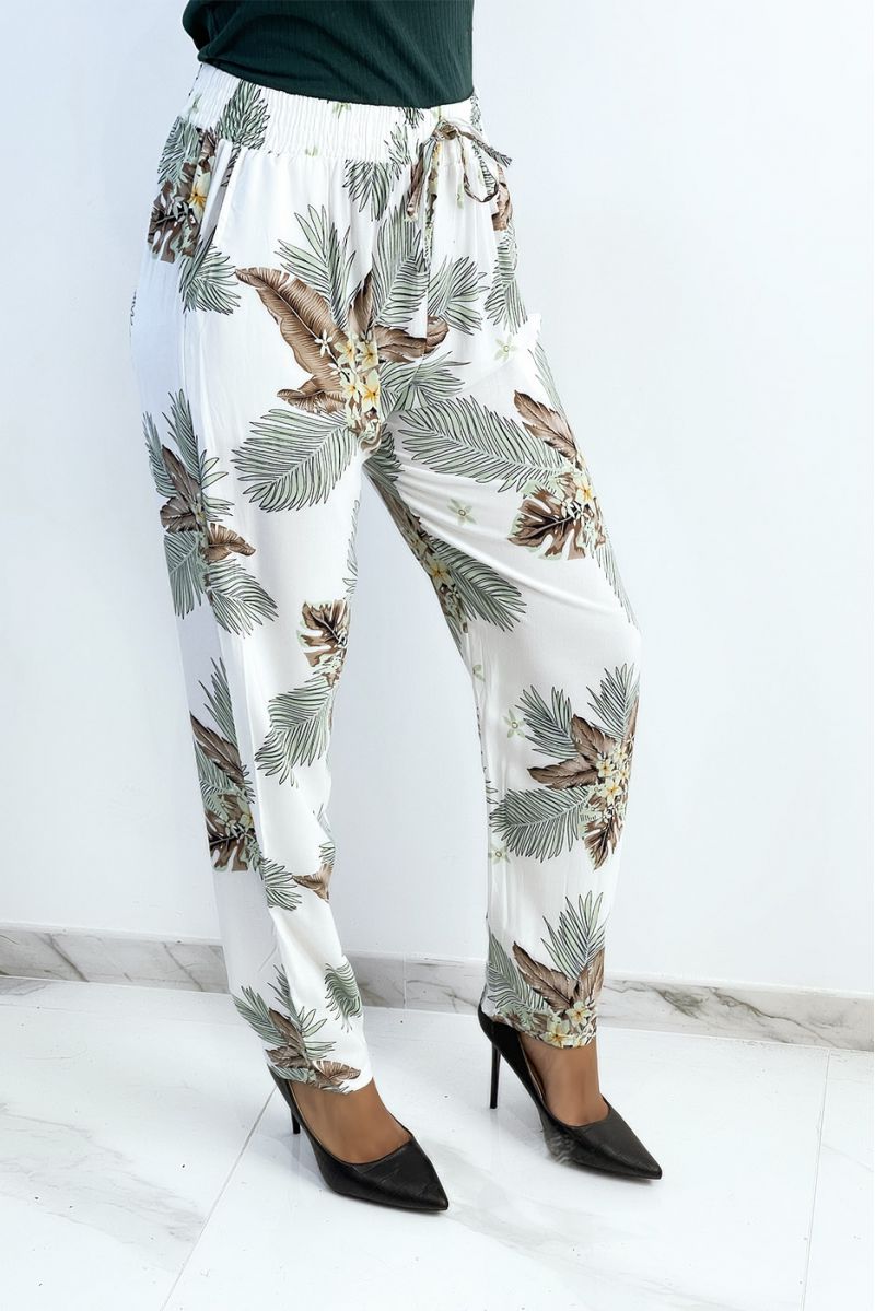 White fluid pants with foliage and floral print - 2