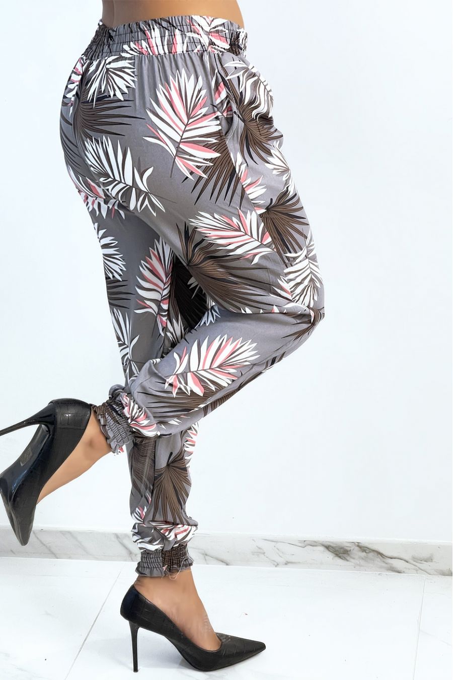 Gray Wide Leg Pants With Fall Foliage Print - 2