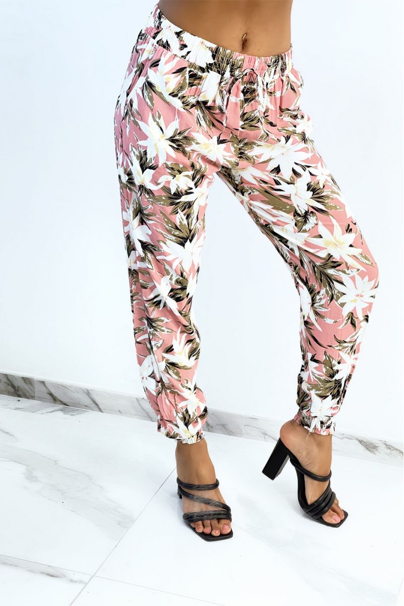 Flowing pink pants with tropical print tightened at the ankles - 2
