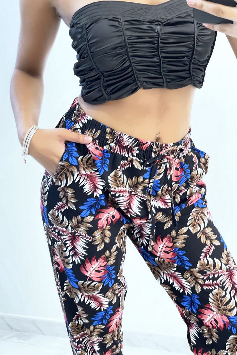 Straight-cut fluid black trousers with colorful foliage print - 3