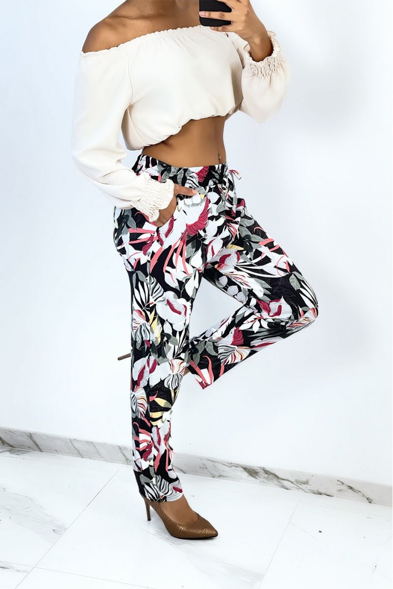 Fluid straight-cut black pants with large tropical print - 3