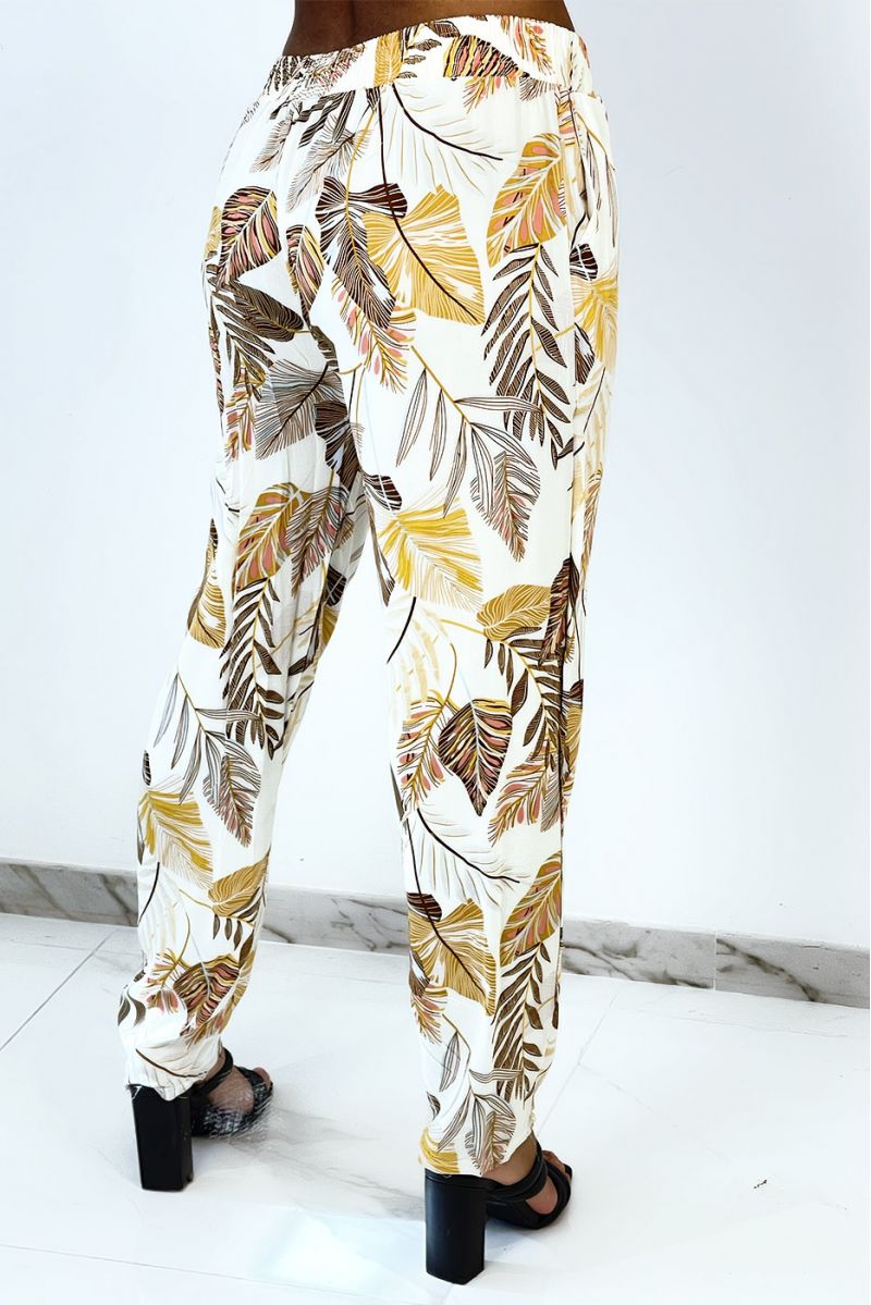Fluid beige straight-cut pants with multicolored feather print - 3