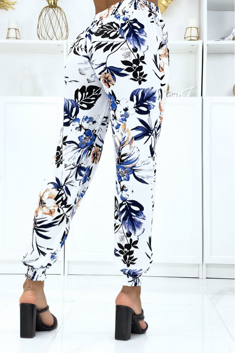 White floral pants, fluid elastic waist and ankles - 3 White floral pants, fluid elastic waist and ankles - 3
