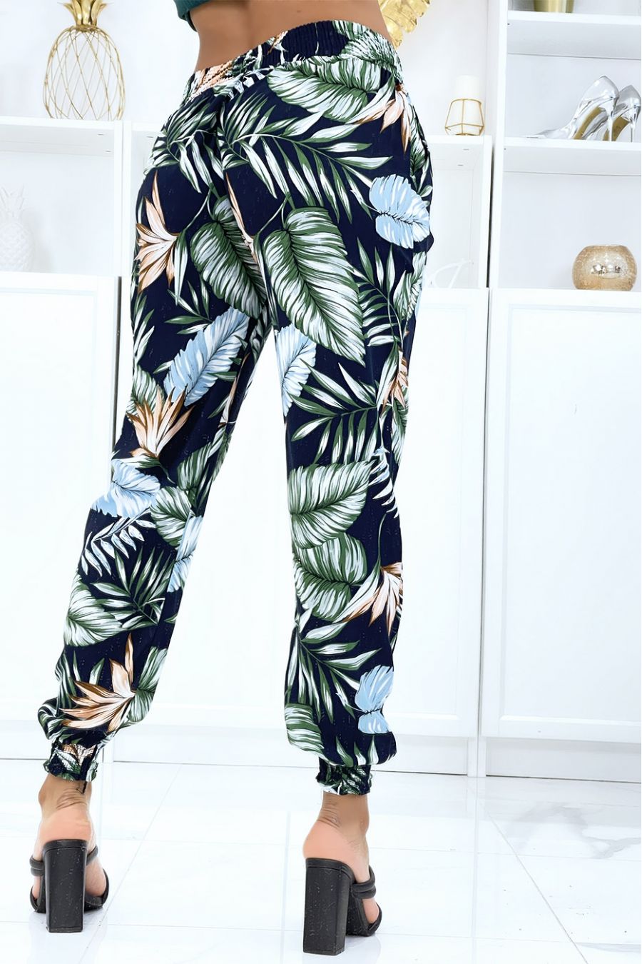 Marineblauwe gebladerte broek, soepele elastische taille en enkels - 3