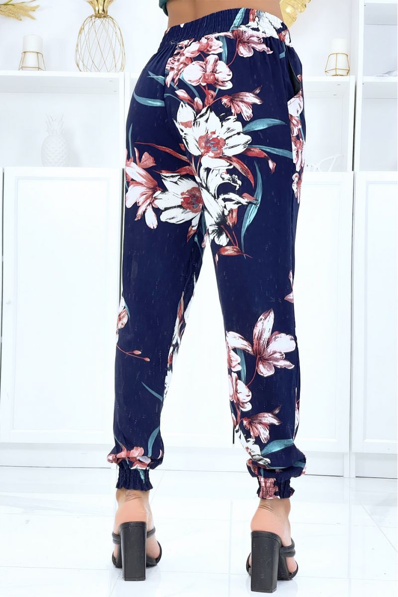 Navy pants with flowers, fluid elastic waist and ankles - 4