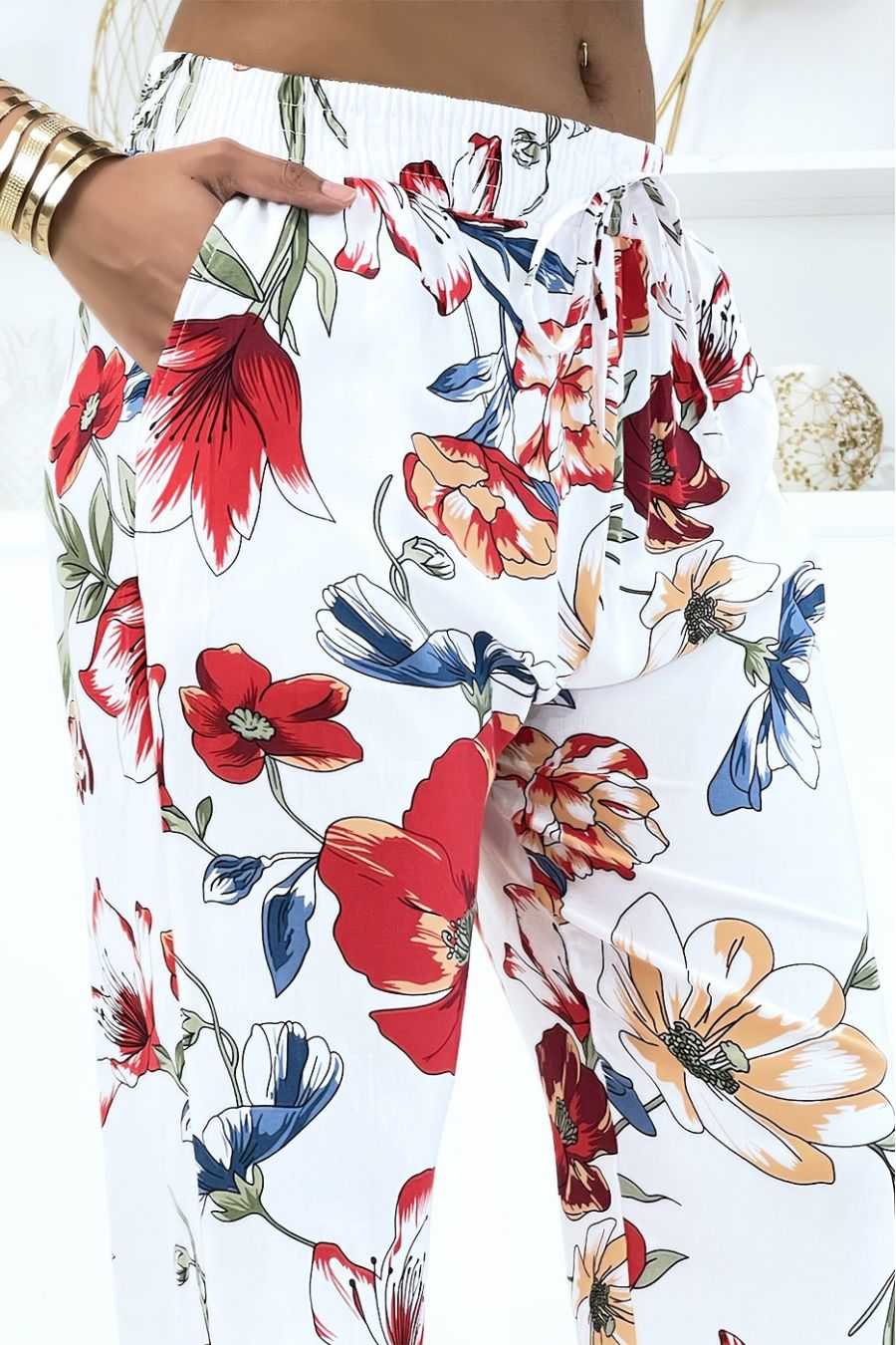 White pants with floral pattern, fluid elastic at the waist - 4
