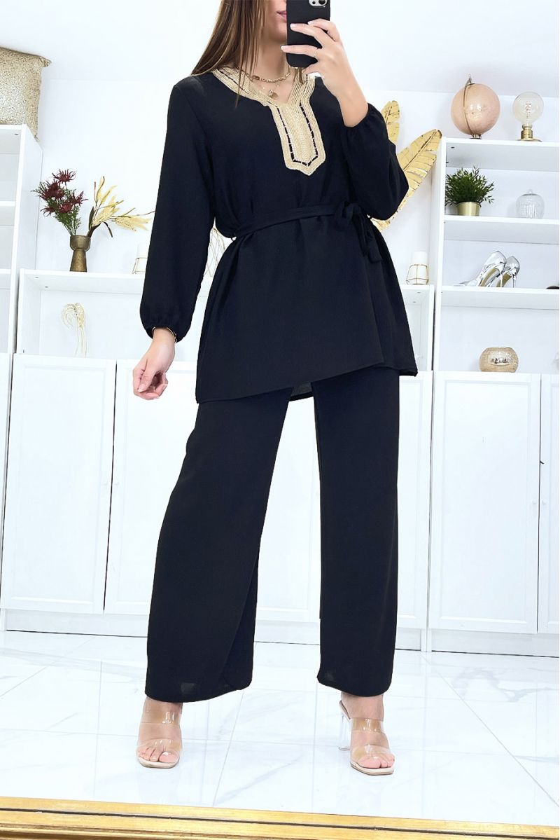 Ensemble noir tunique et pantalon palazzo à encolure doré - 1 Ensemble noir tunique et pantalon palazzo à encolure doré - 1