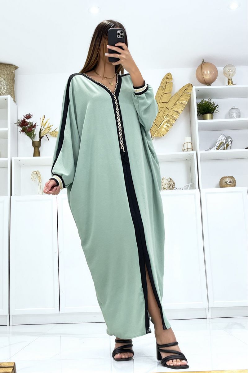 Abaya vert d'eau à liseré noir et cordon doré au col - 2