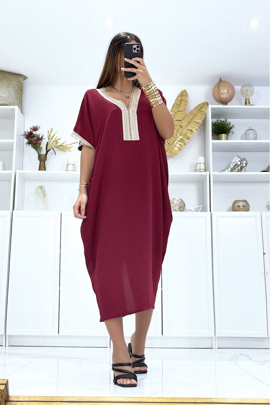 Burgundy dress with short sleeves and embroidery on the sleeves and collar - 3