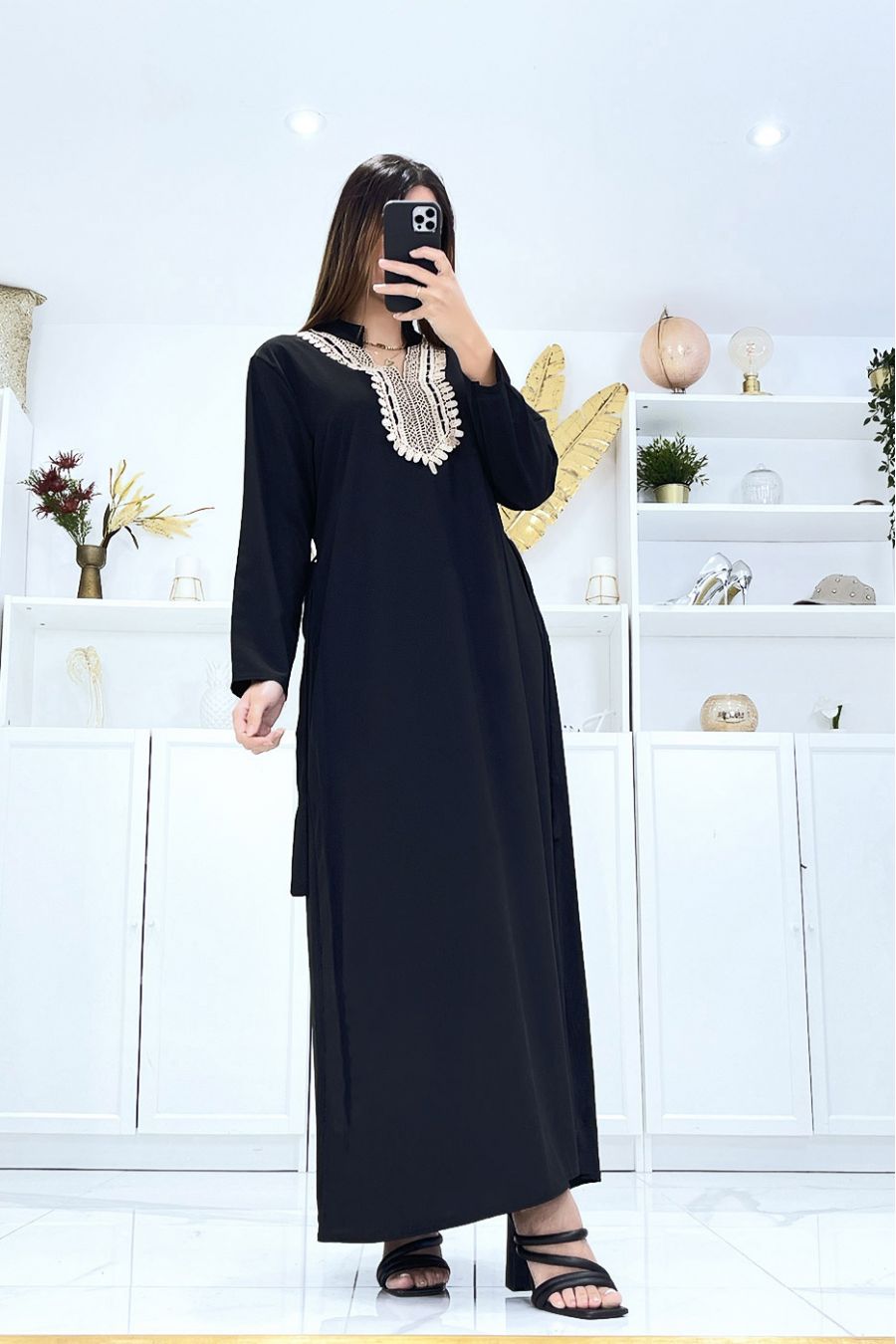 Long black dress with long sleeves and embroidery on the collar - 2