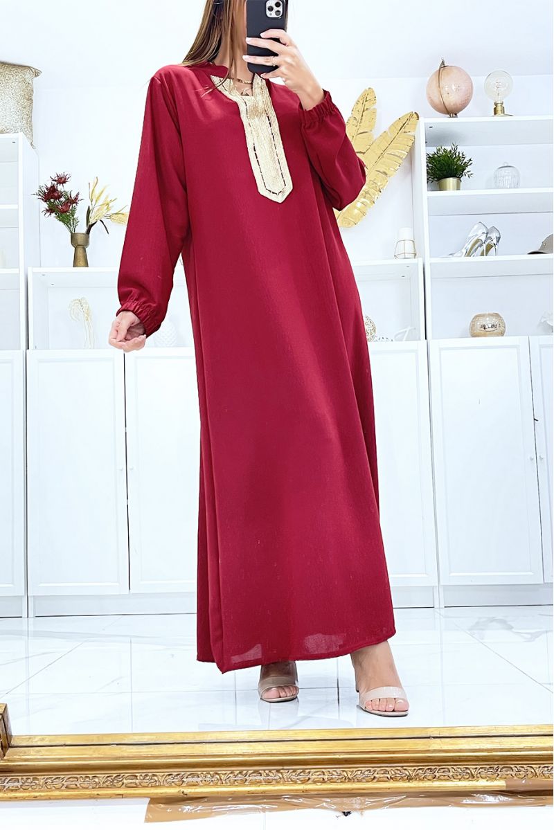 Burgundy dress with long sleeves and gold embroidered collar - 3