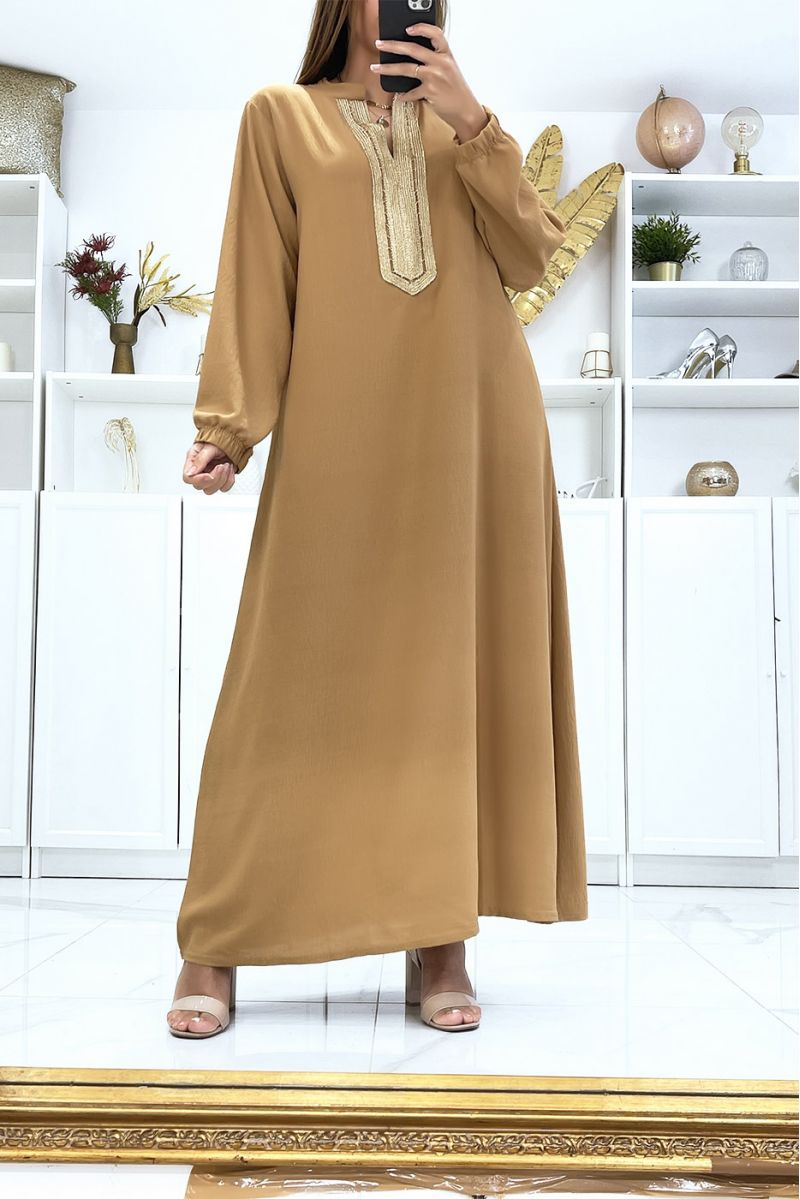 Camel dress with long sleeves and gold embroidered collar - 1