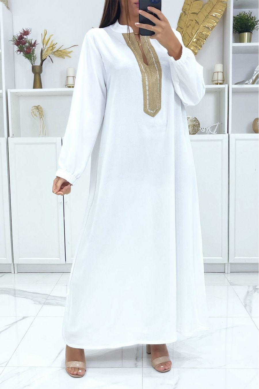 White dress with long sleeves and gold embroidered collar - 1
