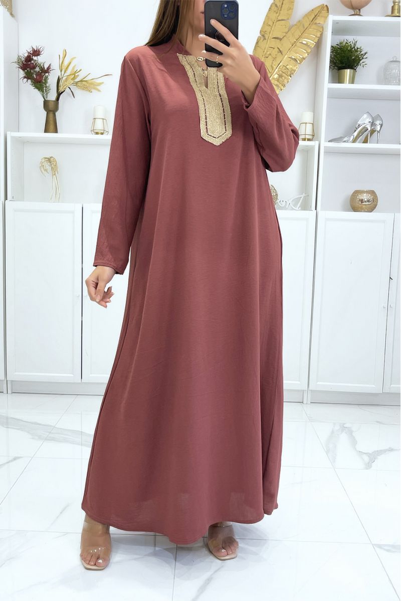 Long dark pink abaya with long sleeves and golden embroidery on the collar - 1