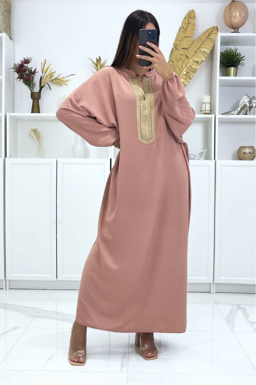 Large size pink abaya with puffed sleeves and gold embroidery on the collar - 3