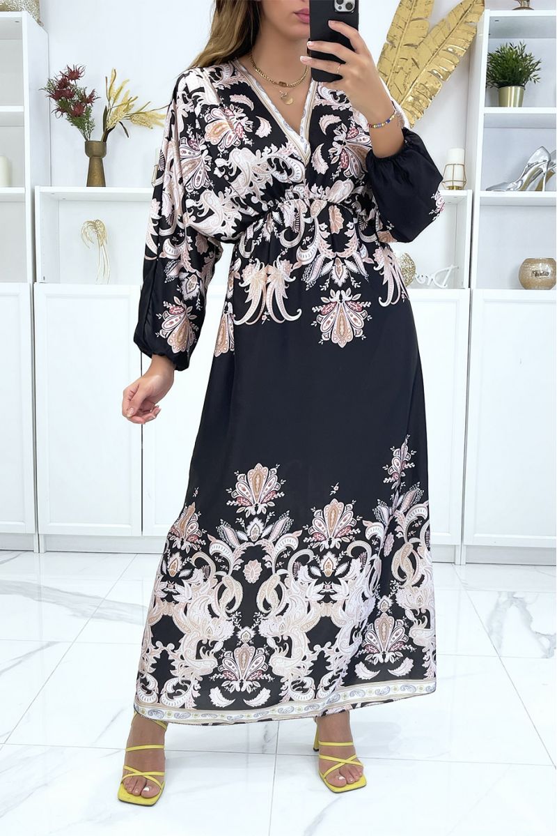 Robe longue noire satinée à manches bouffantes et imprimés - 1
