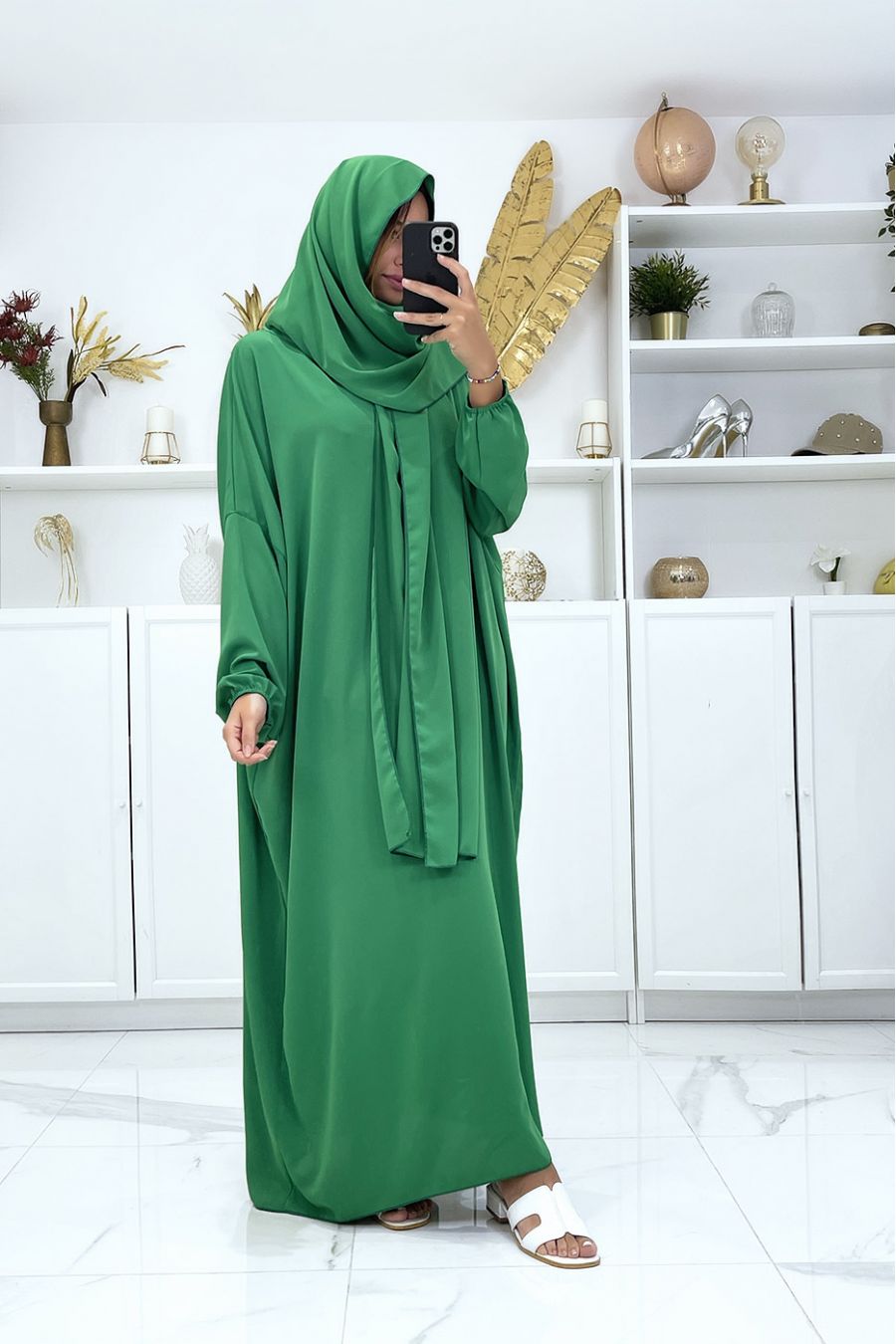 Abaya verte avec voile intégré pas chère couleur vitaminée - 2