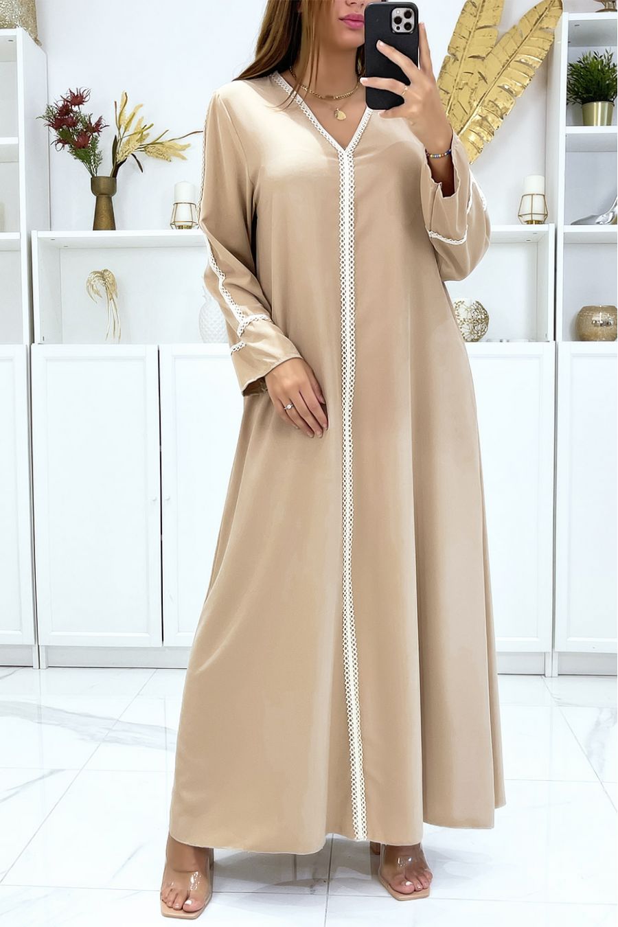 Long very loose pink abaya with lace on the sleeves and in the front - 4
