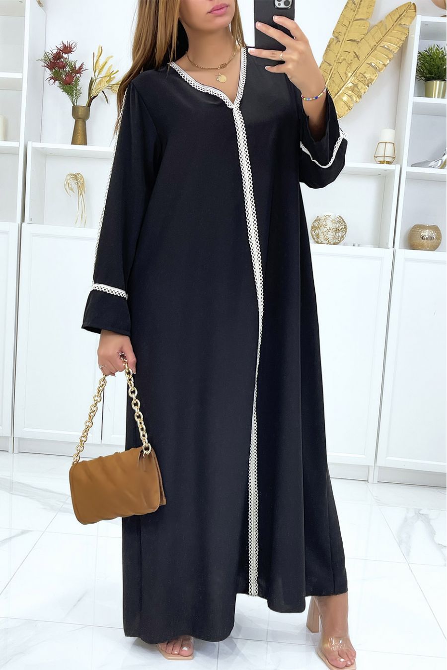 Longue abaya noir très ample avec dentelle aux manches et à l'avant - 3