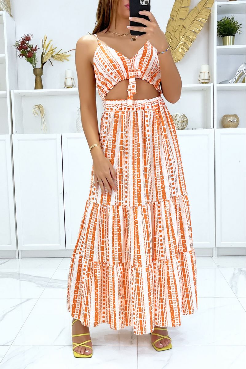 Long orange dress with open front pattern - 4