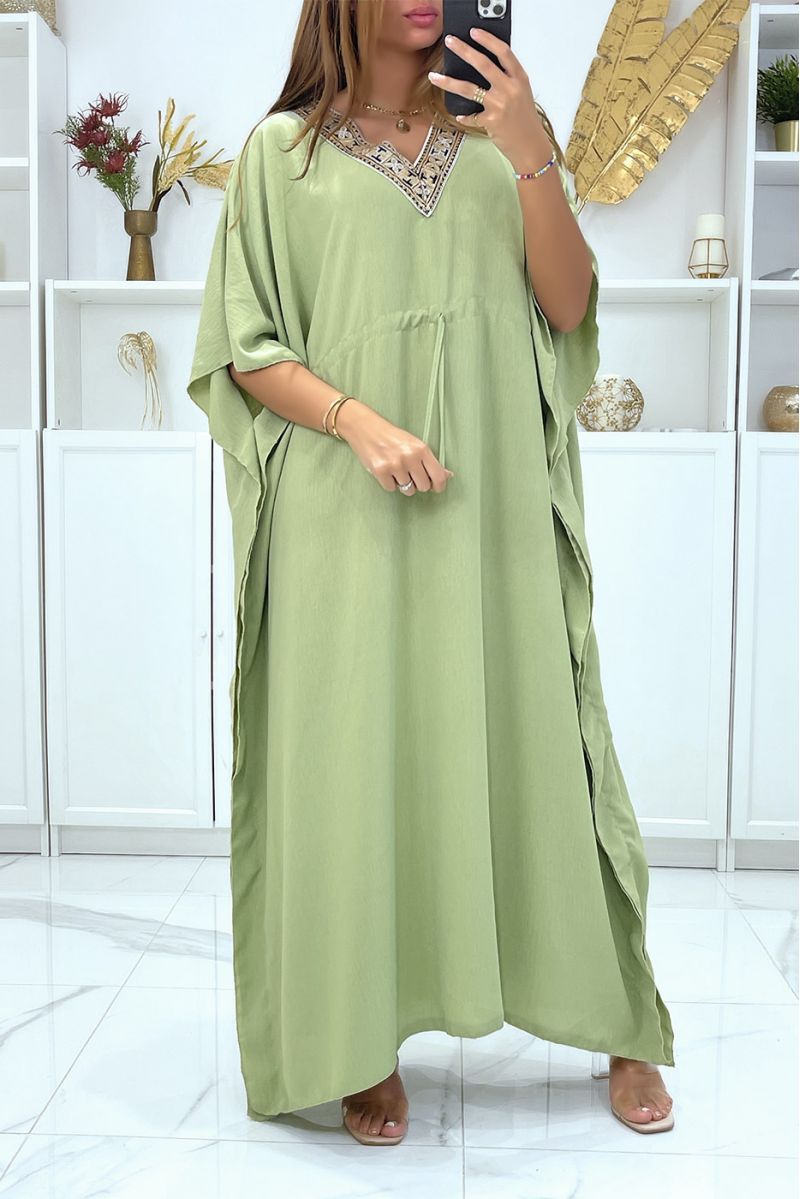 Long green abaya V-neck gold pattern adjustable at the waist - 2