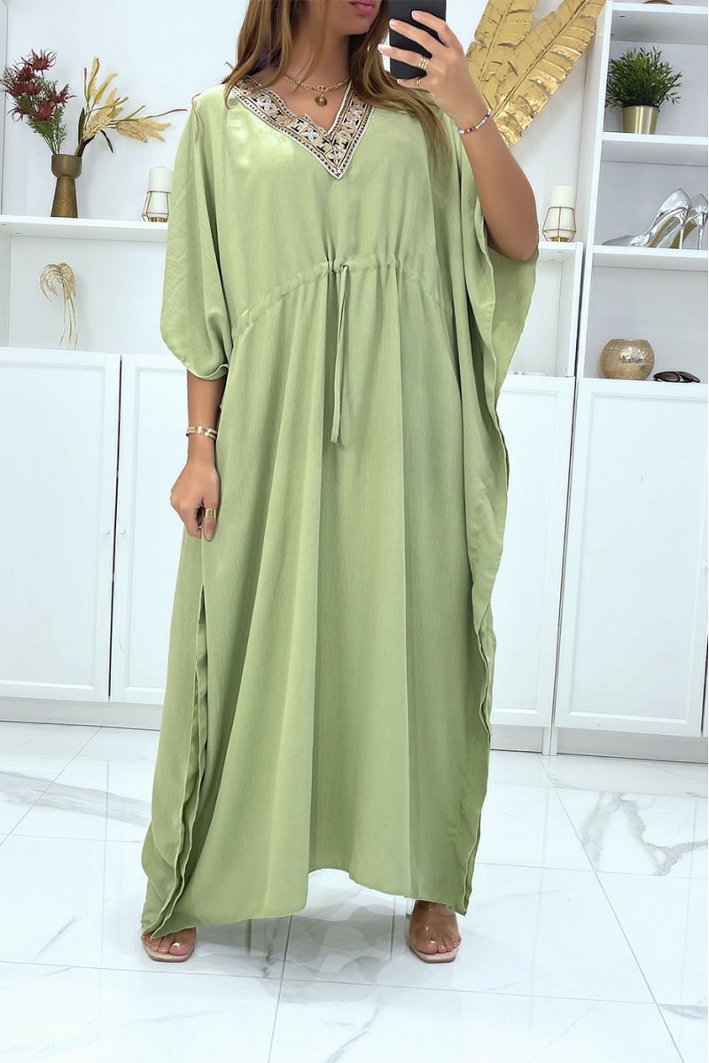 Long green abaya V-neck gold pattern adjustable at the waist - 3