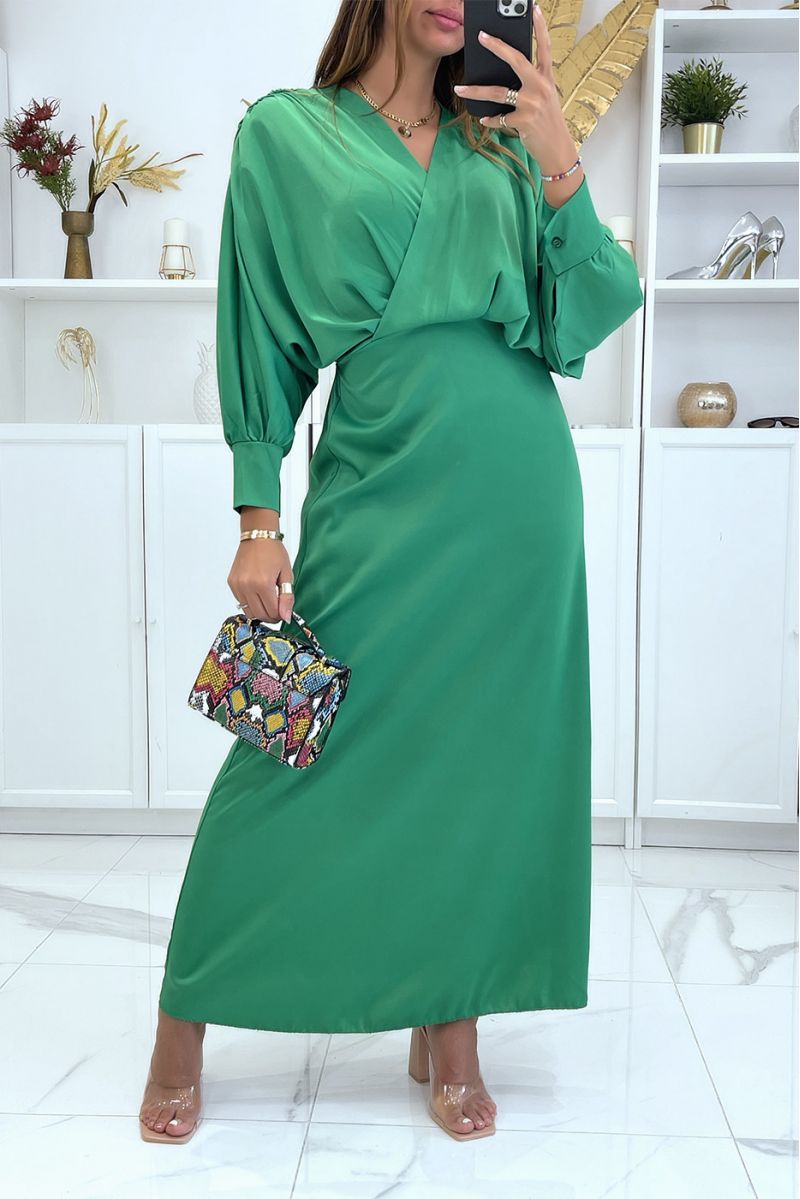 Longue robe verte satiné croisé au buste - 3