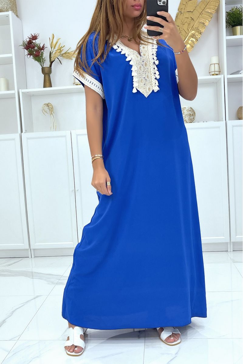 Longue robe royal sans manches avec broderie  - 1