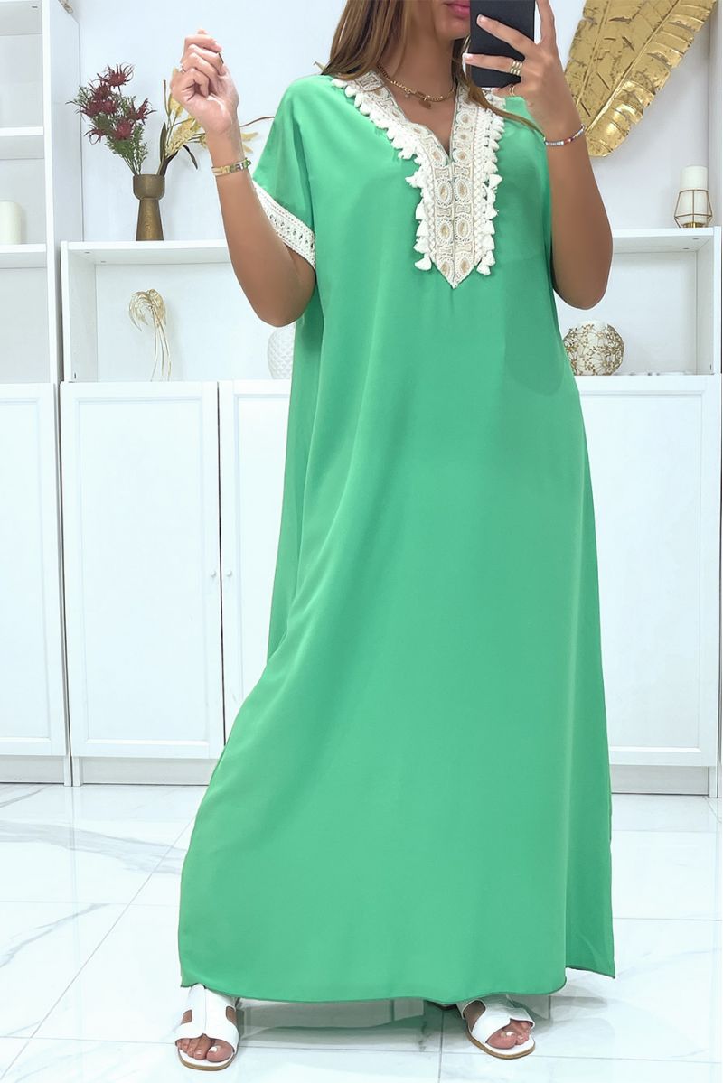 Long sleeveless green dress with embroidery - 1 Long sleeveless green dress with embroidery - 1