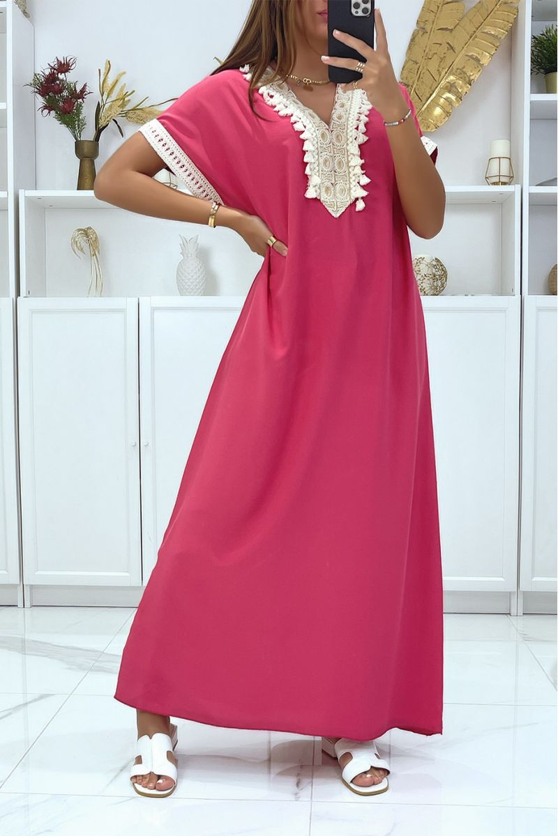 Long sleeveless fuchsia dress with embroidery - 1