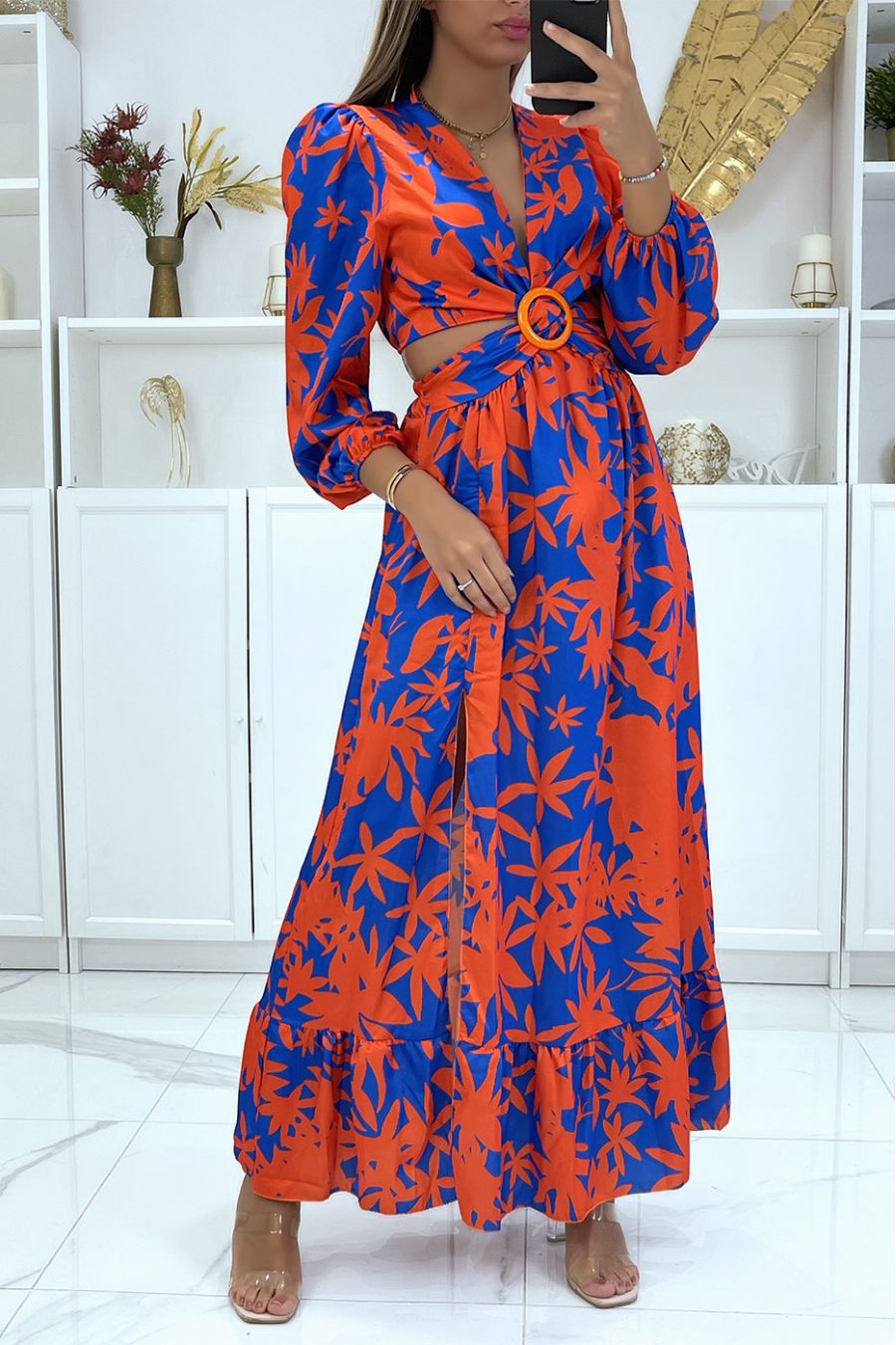 Longue robe satiné et croisé motif fleuris royal et orange  - 1