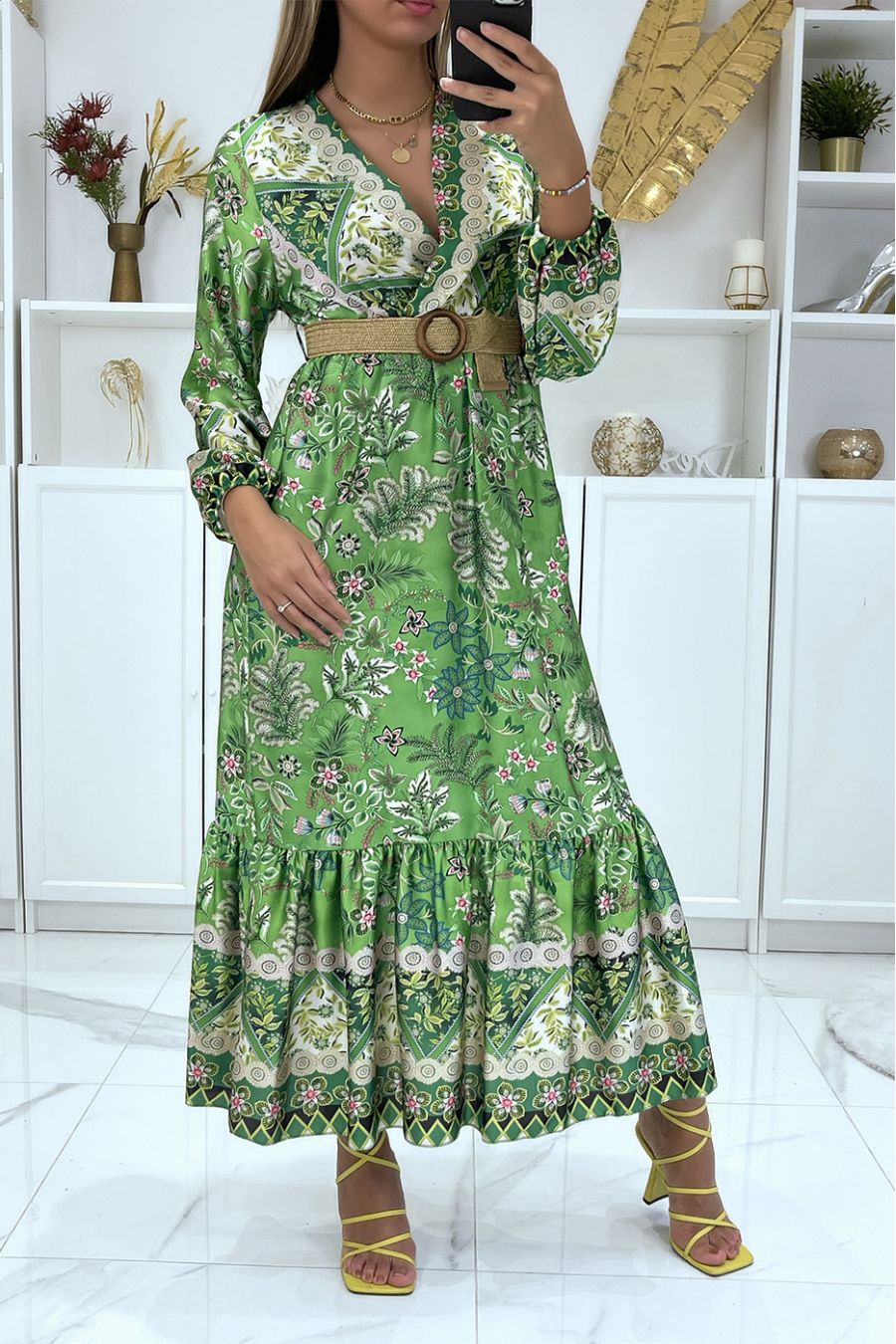 Longue robe verte satiné croisé motif fleuris avec ceinture - 2