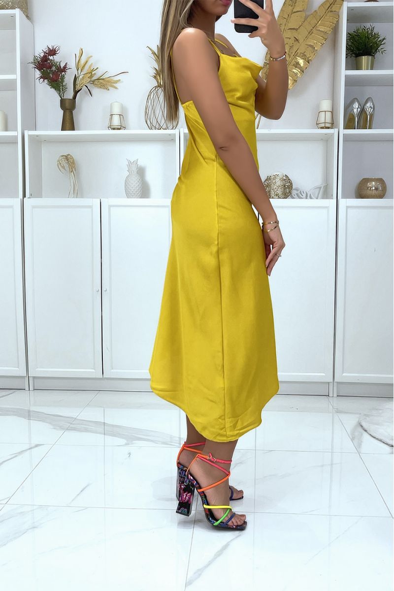 Sublime mustard satin dress with straps and dark on the side - 3