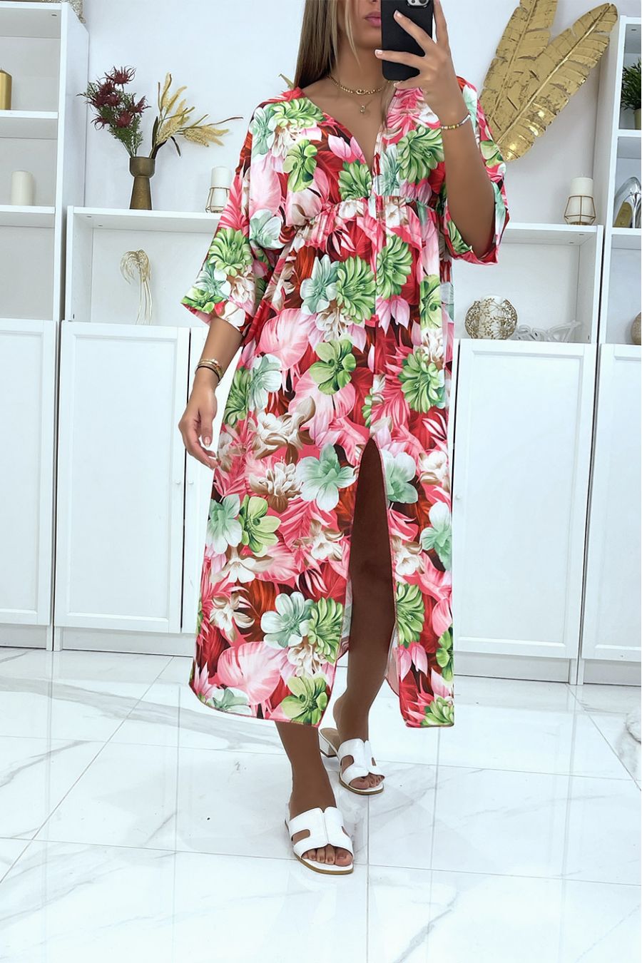 Robe fleurie rose col V manche mi-longue fendu sur les cotés - 3