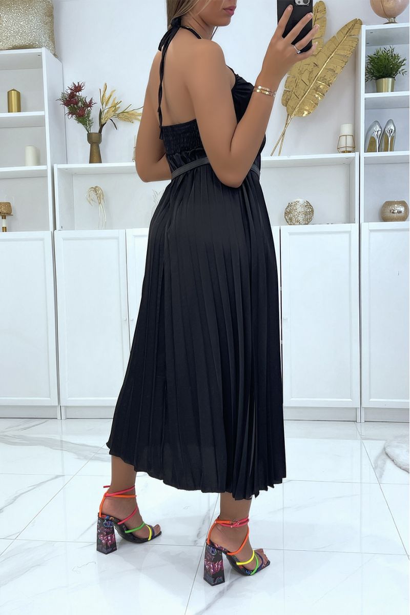 Long black pleated strappy dress with belt - 5