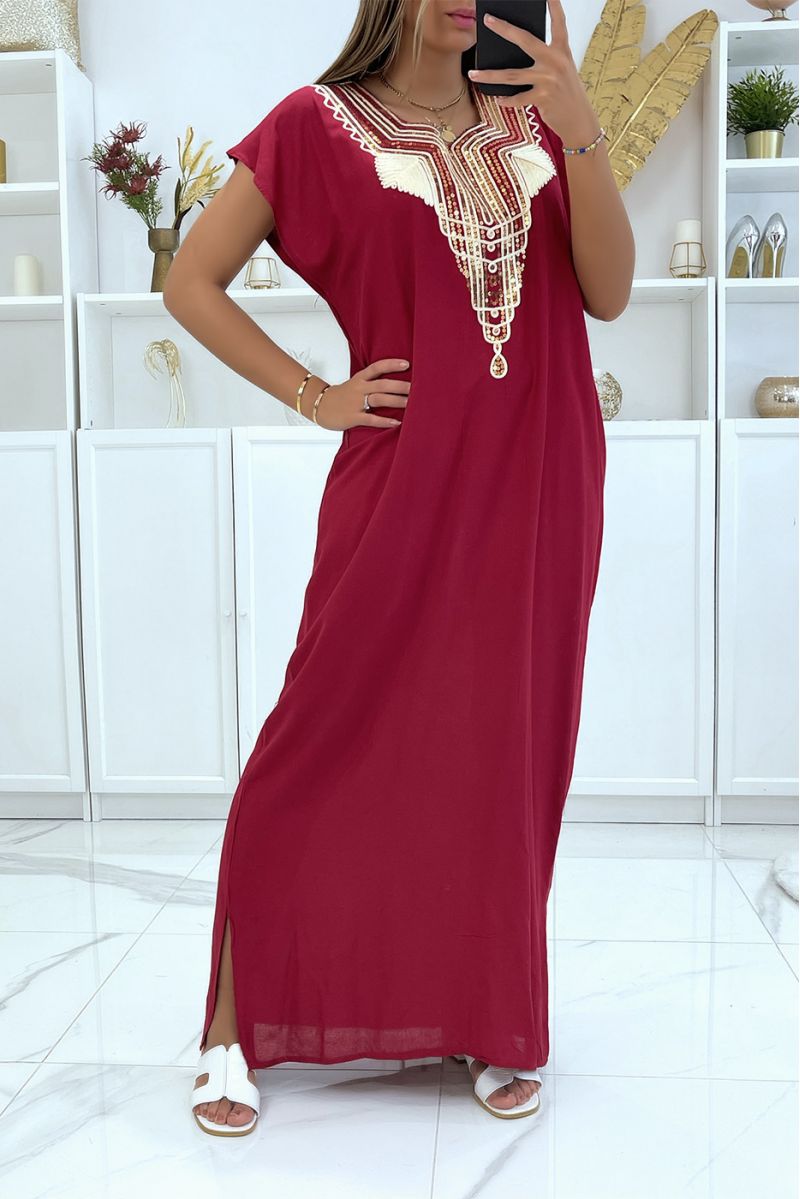 Long dress, burgundy djellaba with sequined details and oriental pattern with gold thread - 3