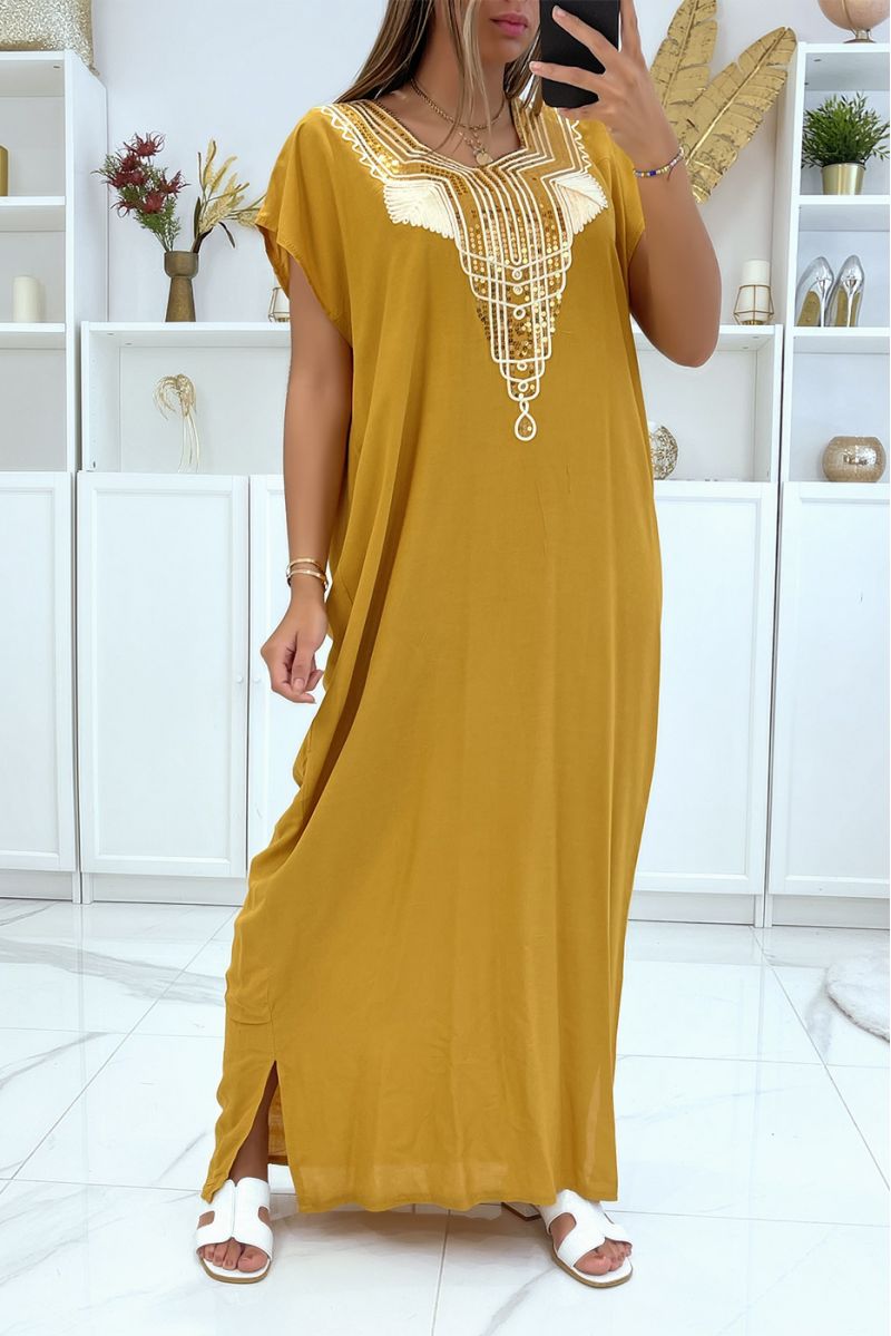 Lange jurk, mosterd djellaba met lovertjes details en oosters patroon met gouddraad - 3